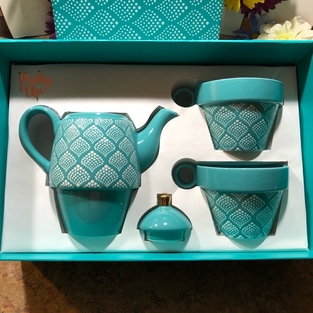 New “Pinky Up” Tea For Two, Unique Beautiful Ceramic Turquoise Tea Set w/Tea Pot